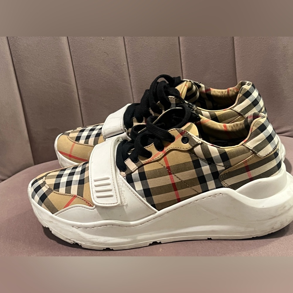 Burberry sneaker